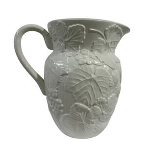 VINTAGE Pacific Rim Grape Pitcher 48oz White Ceramic Discontinued Farmhouse Vase